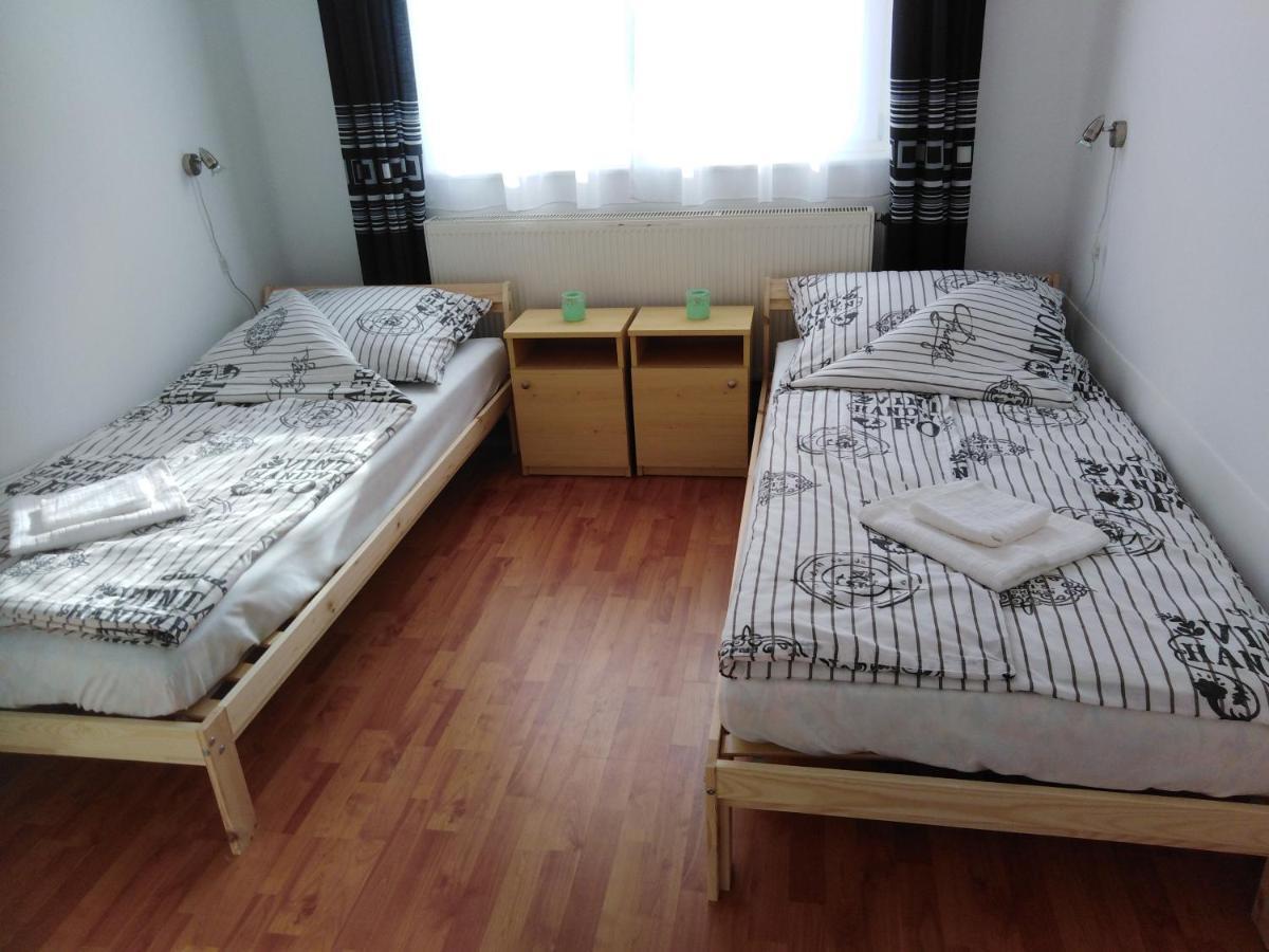 Arinza Apartman Vendeghaz Mezőkövesd Exterior foto