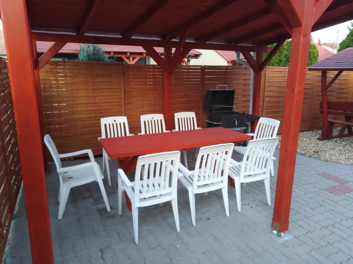 Arinza Apartman Vendeghaz Mezőkövesd Exterior foto