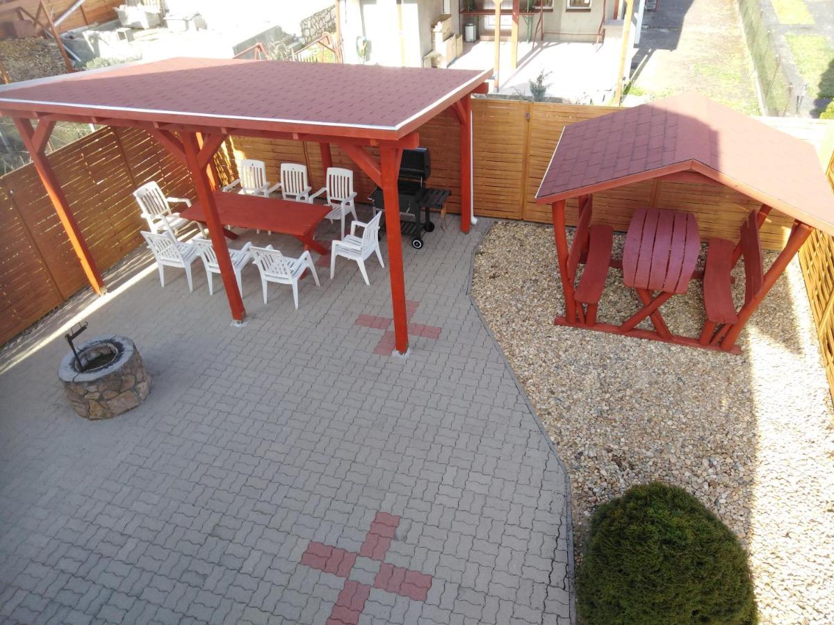 Arinza Apartman Vendeghaz Mezőkövesd Exterior foto